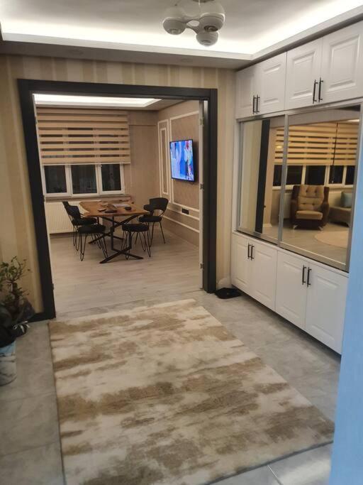 Апартаменти Muekemmel Konumda Luex Family Concept Daire Сівас Екстер'єр фото