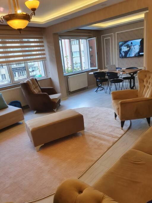 Апартаменти Muekemmel Konumda Luex Family Concept Daire Сівас Екстер'єр фото